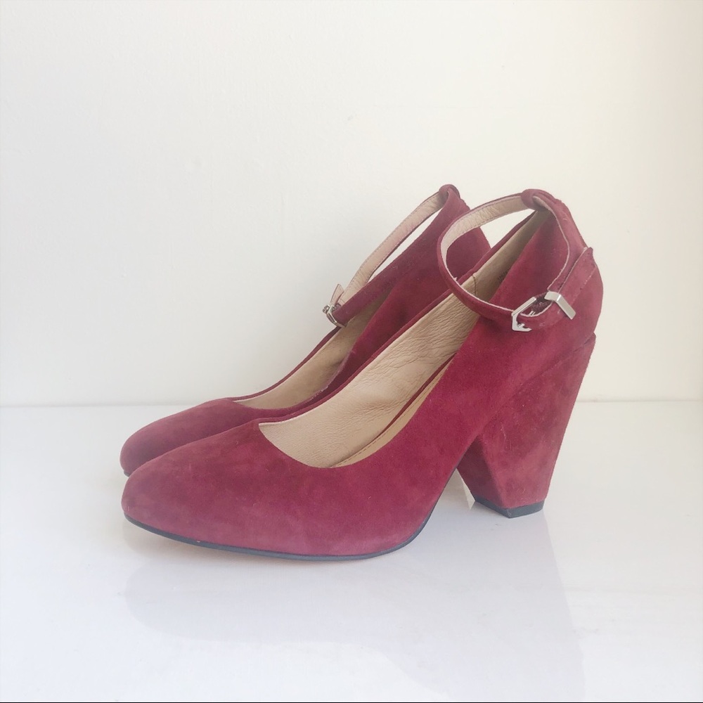 TORRID • Suede Ankle Strap Cone Heel // 8